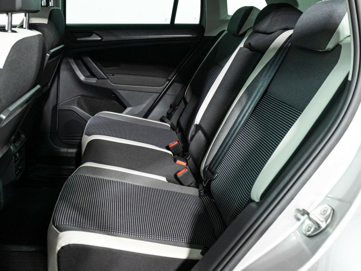 Б/У Фольксваген Тигуан 2019 года. Фото: #7