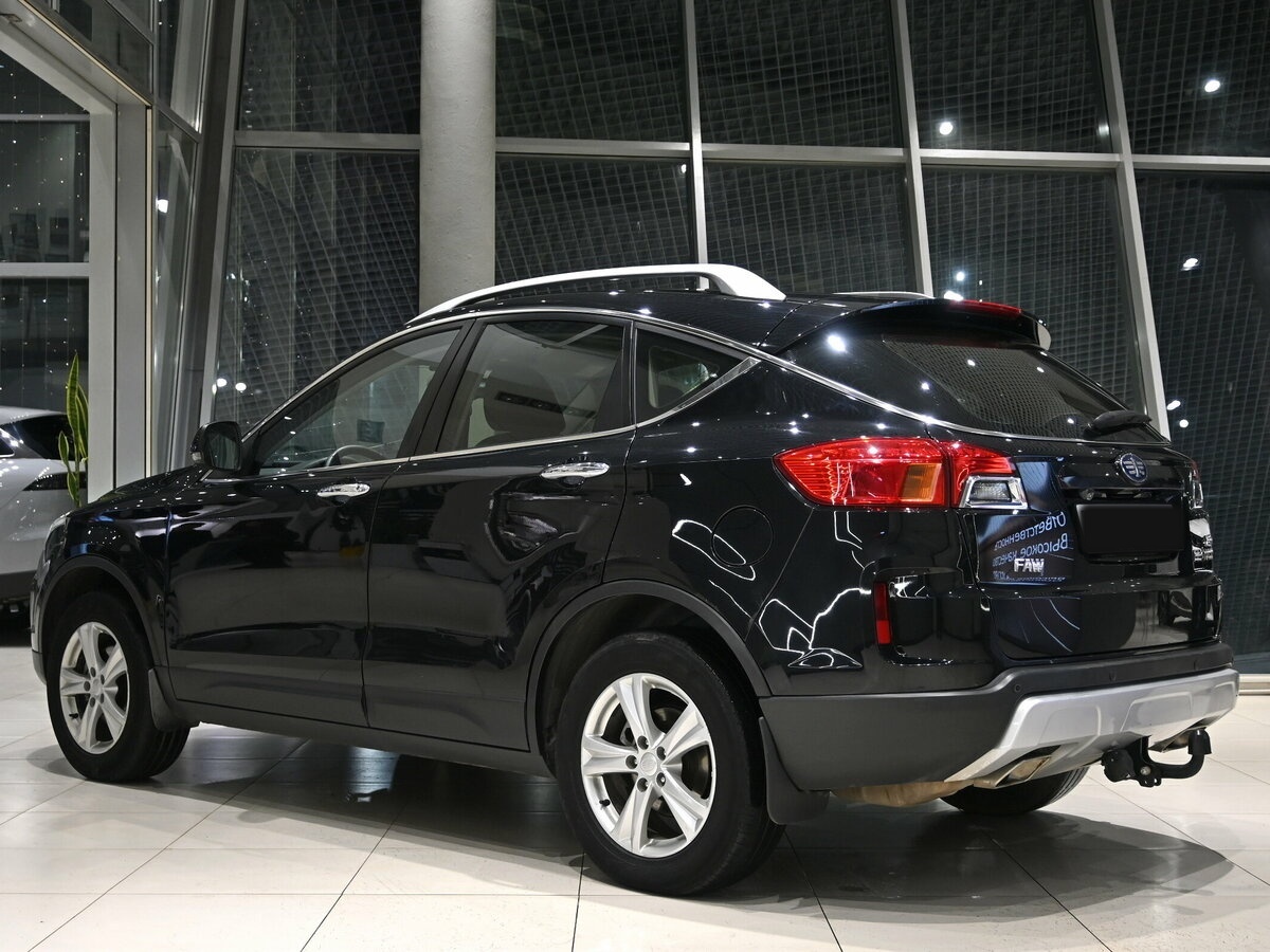 FAW Besturn X80 2017 года с пробегом. Фото: #2