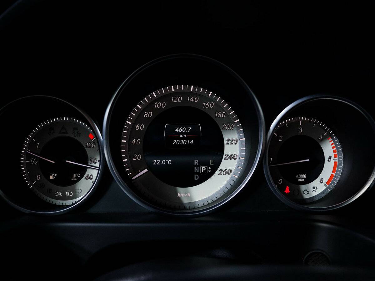 Mercedes-Benz E-Класс 2014 года с пробегом. Фото: #8