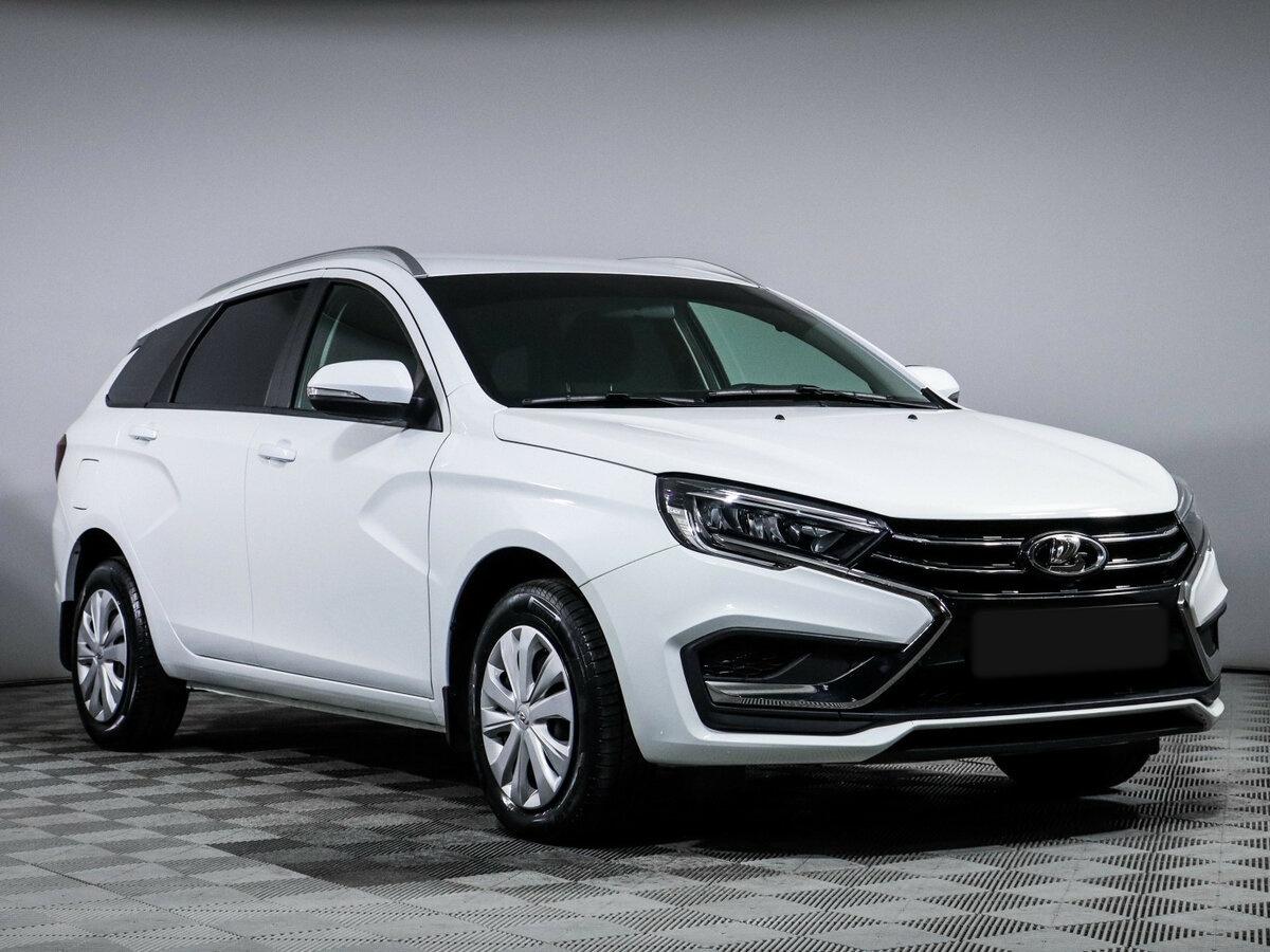 Б/У Лада (ВАЗ) Веста 2024 года. Фото: #2