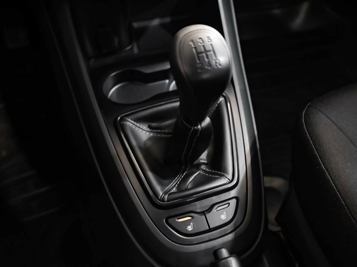 Lada (ВАЗ) Vesta 2018 года с пробегом. Фото: #14