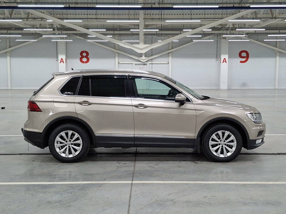 Volkswagen Tiguan 2017 года с пробегом. Фото: #3