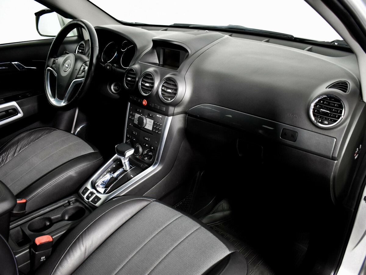 Opel Antara 2013 года с пробегом. Фото: #11