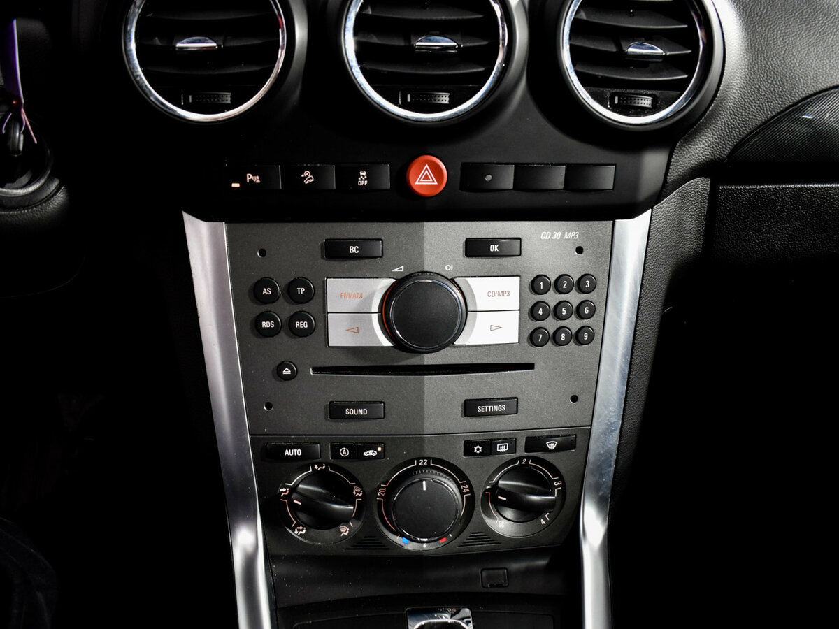 Opel Antara 2013 года с пробегом. Фото: #15