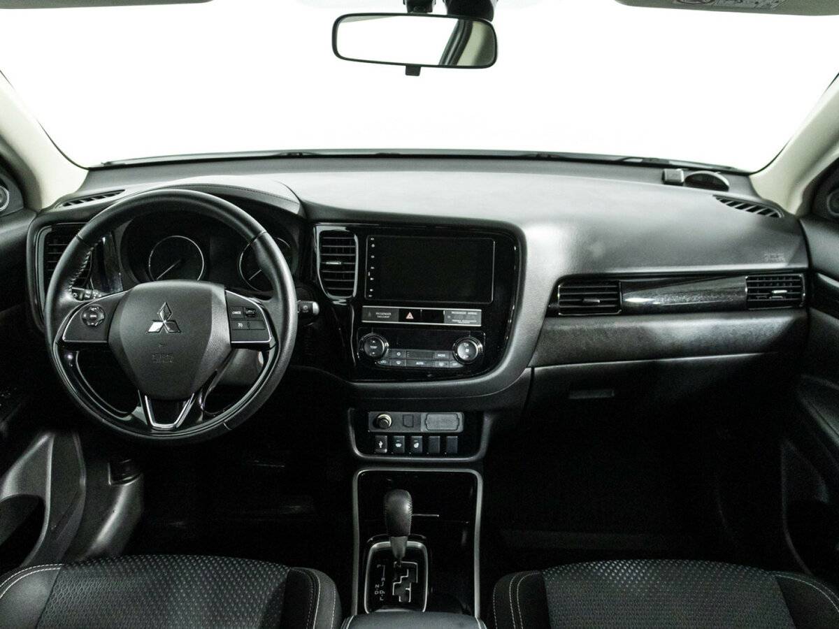 Mitsubishi Outlander 2019 года с пробегом. Фото: #10