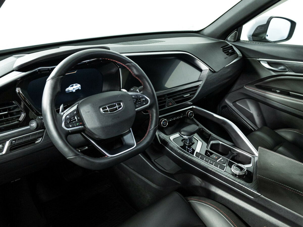 Geely Tugella 2023 года с пробегом. Фото: #8