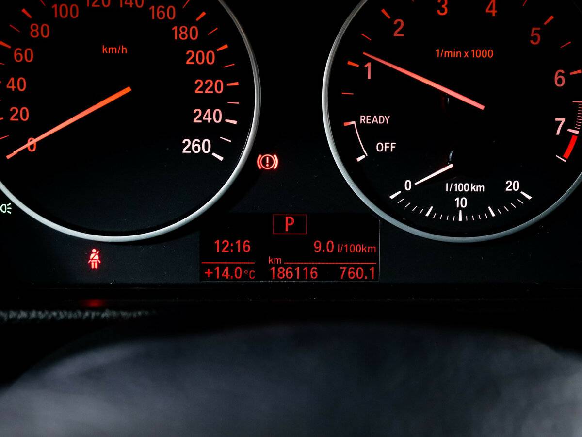 BMW 3 серии 2018 года с пробегом. Фото: #10