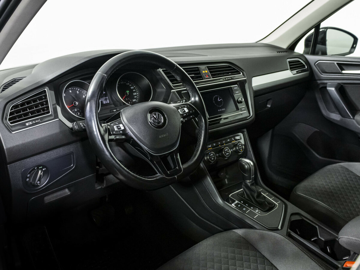 Б/У Фольксваген Тигуан 2018 года. Фото: #5