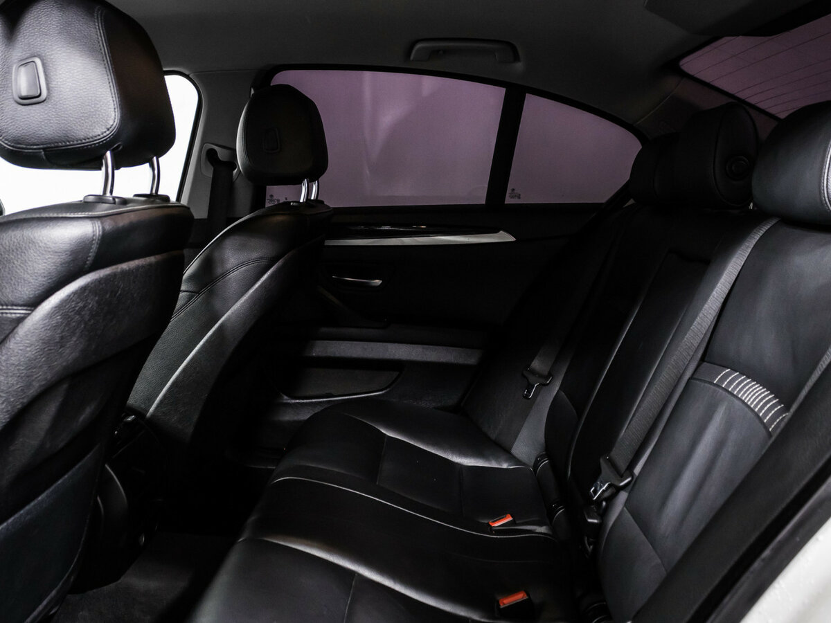 BMW 5 серии 2015 года с пробегом. Фото: #11