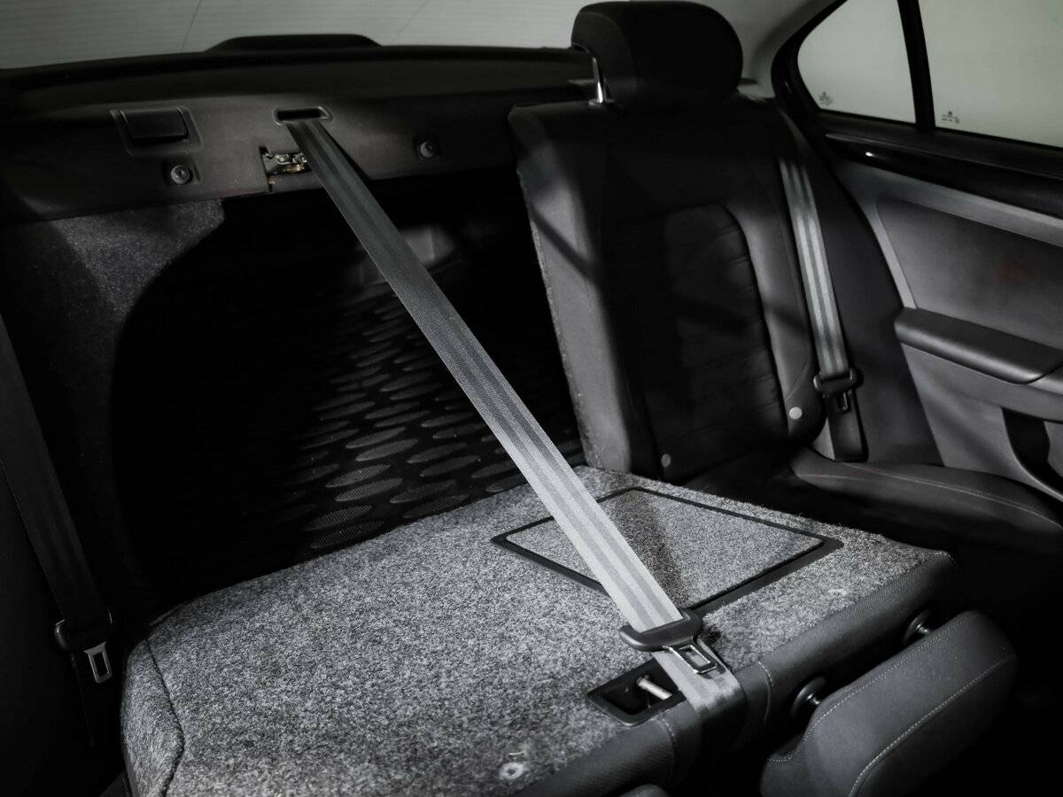 Б/У Фольксваген Джетта 2017 года. Фото: #27