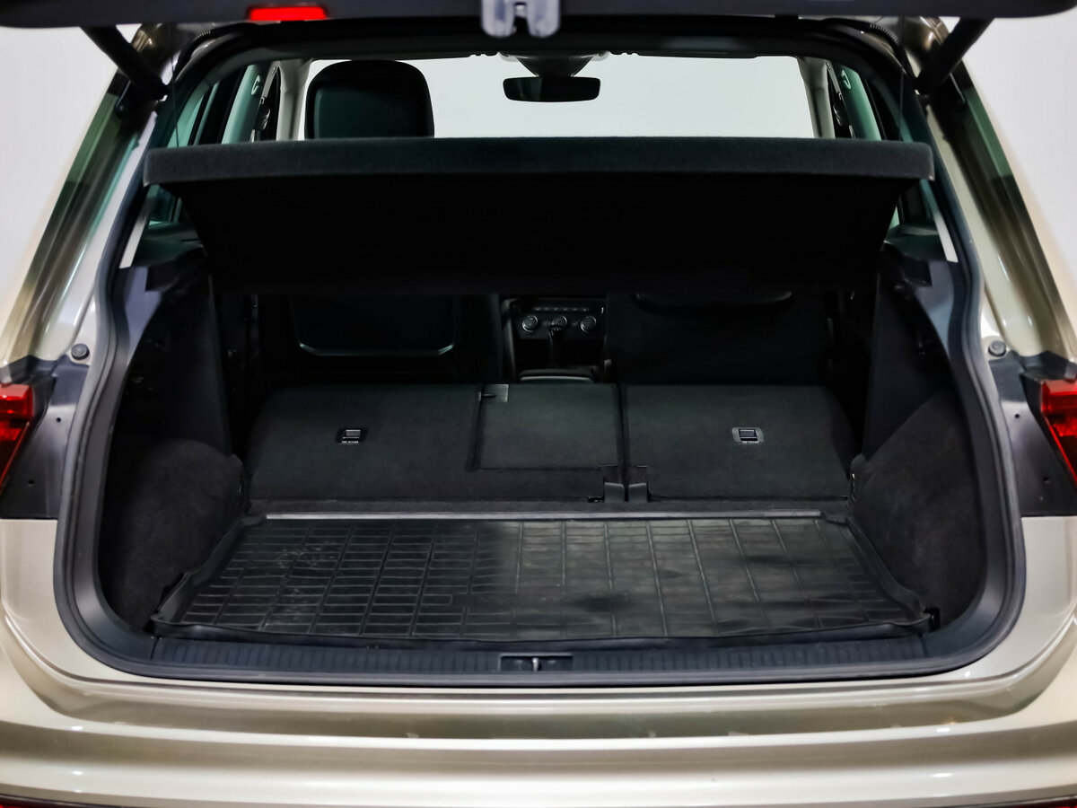 Volkswagen Tiguan 2020 года с пробегом. Фото: #29
