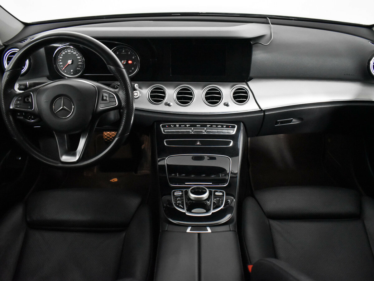 Mercedes-Benz E-Класс 2016 года с пробегом. Фото: #14