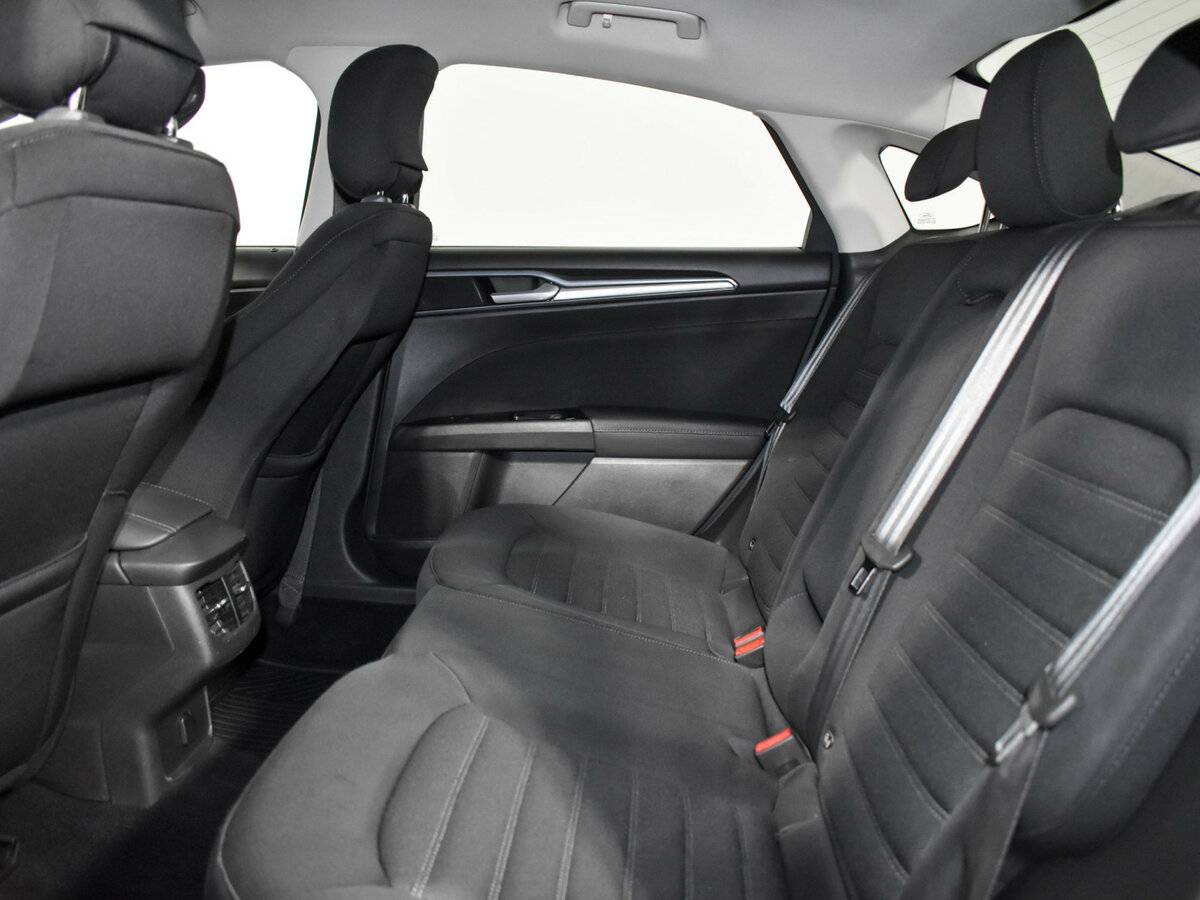 Ford Mondeo 2015 года с пробегом. Фото: #8