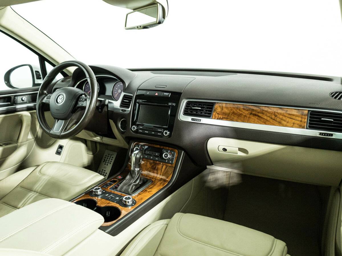 Volkswagen Touareg 2013 года с пробегом. Фото: #6