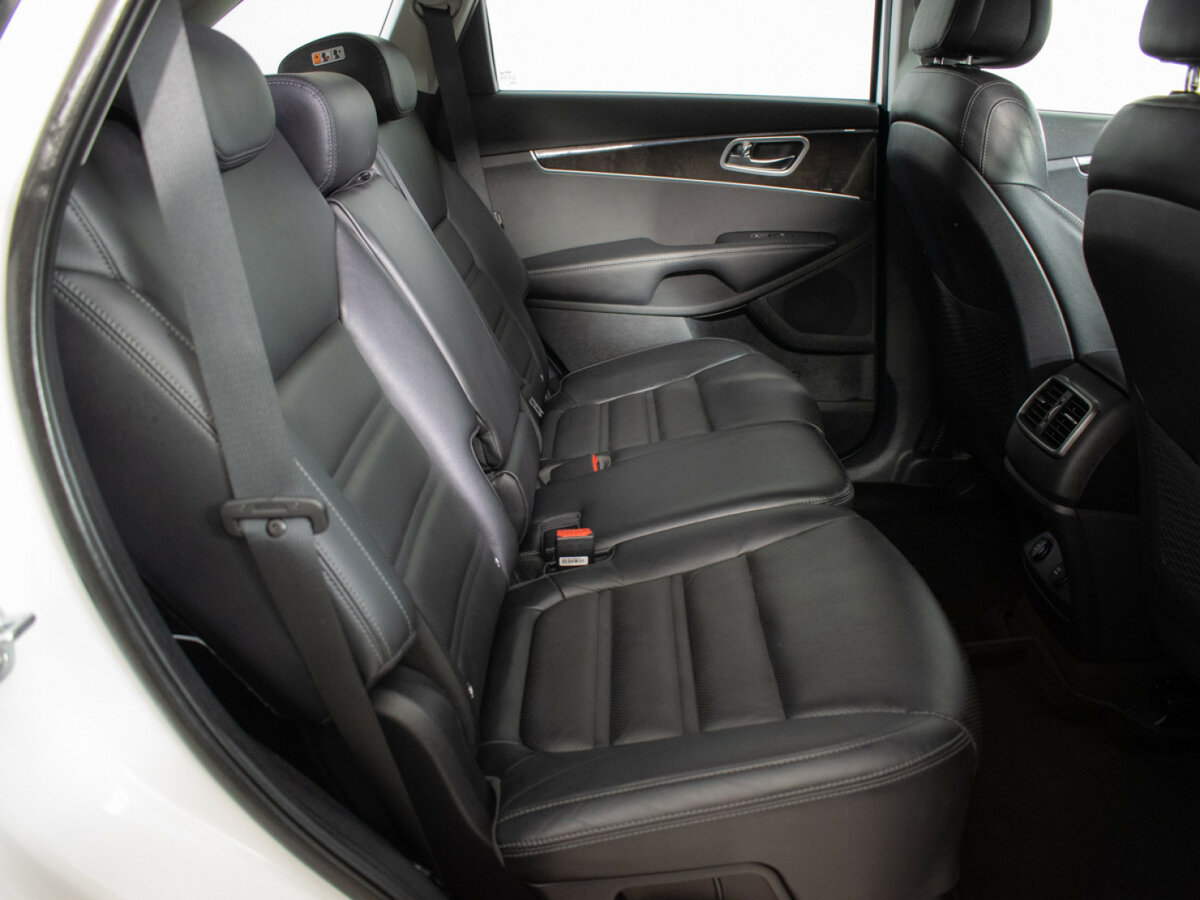 Kia Sorento 2017 года с пробегом. Фото: #9