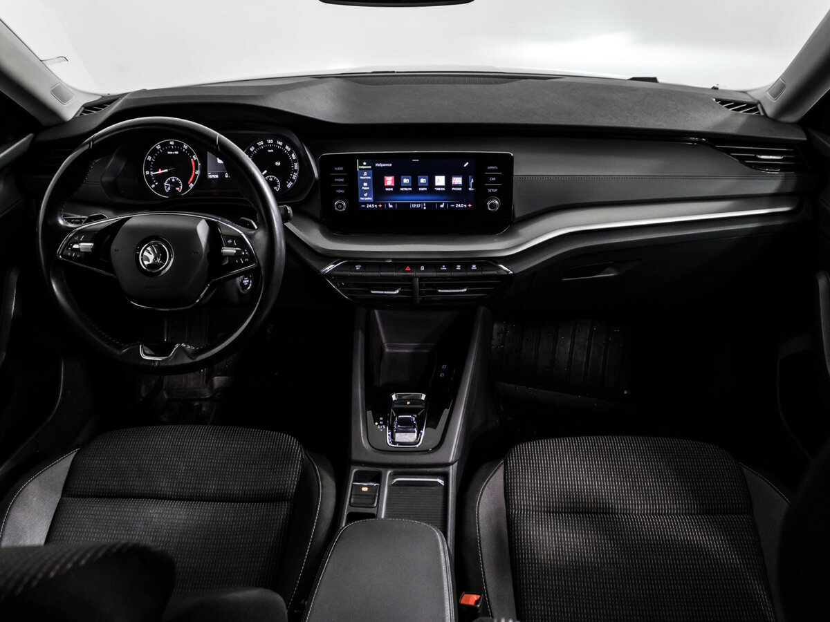 Б/У Шкода Октавия 2020 года. Фото: #10