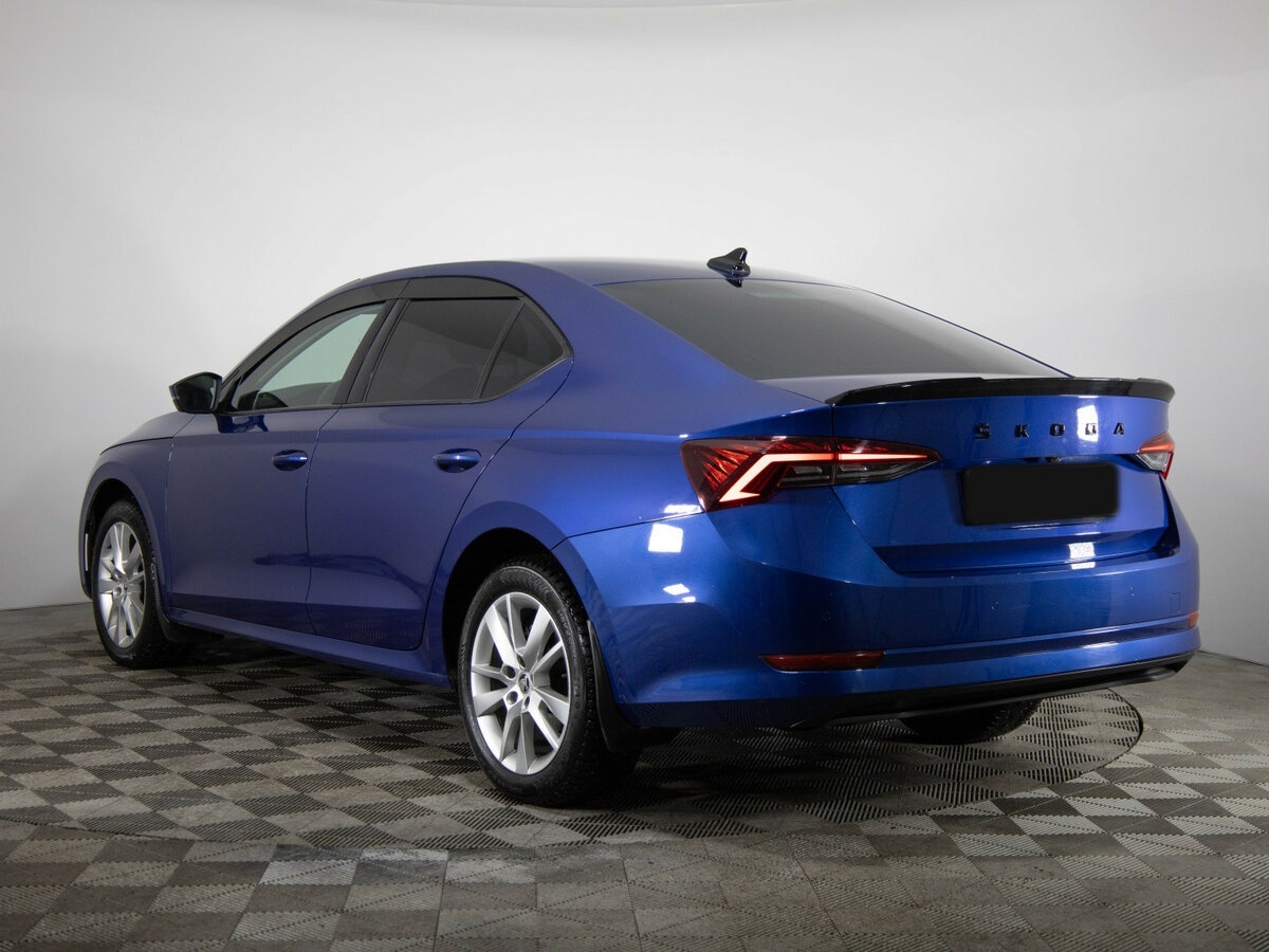 Б/У Шкода Октавия 2020 года. Фото: #5