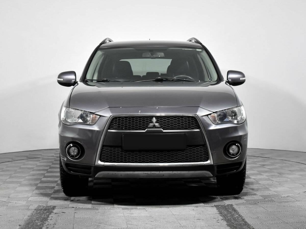 Mitsubishi Outlander 2012 года с пробегом. Фото: #1