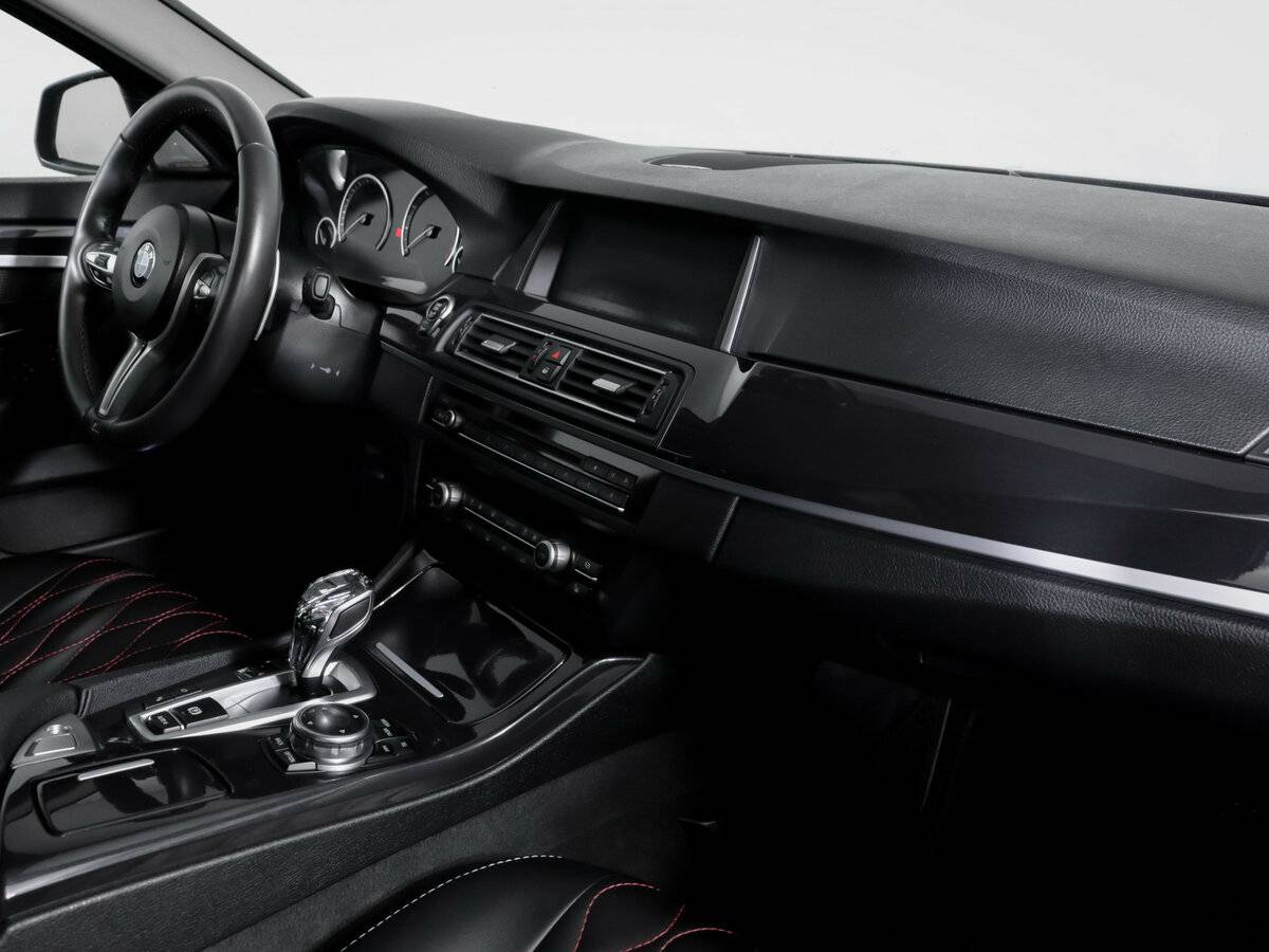 BMW 5 серии 2014 года с пробегом. Фото: #8