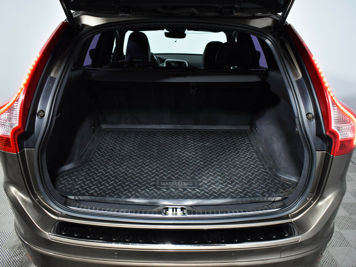 Volvo XC60 2017 года с пробегом. Фото: #17