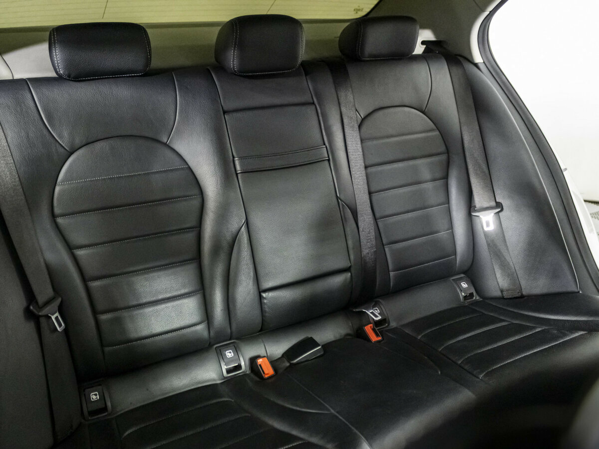 Mercedes-Benz C-Класс 2017 года с пробегом. Фото: #12