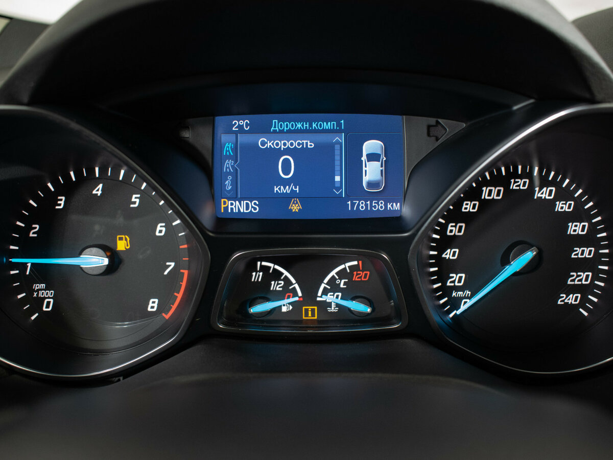 Ford Kuga 2015 года с пробегом. Фото: #9