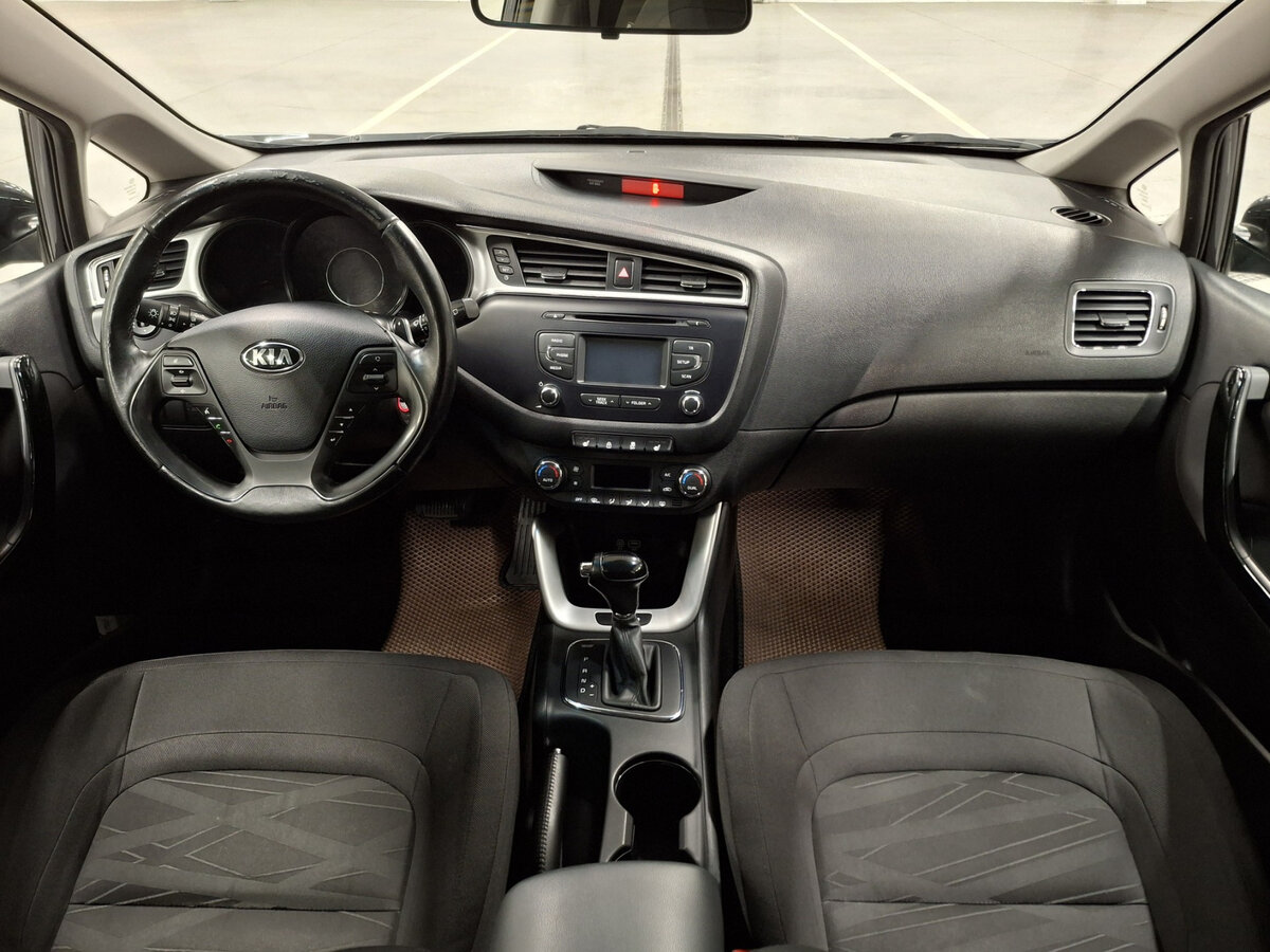Kia Ceed 2018 года с пробегом. Фото: #13