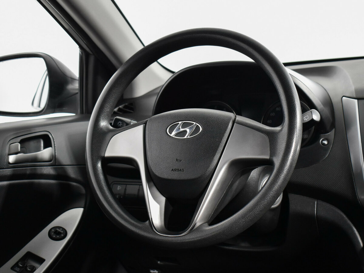 Б/У Хендай Солярис 2015 года. Фото: #13