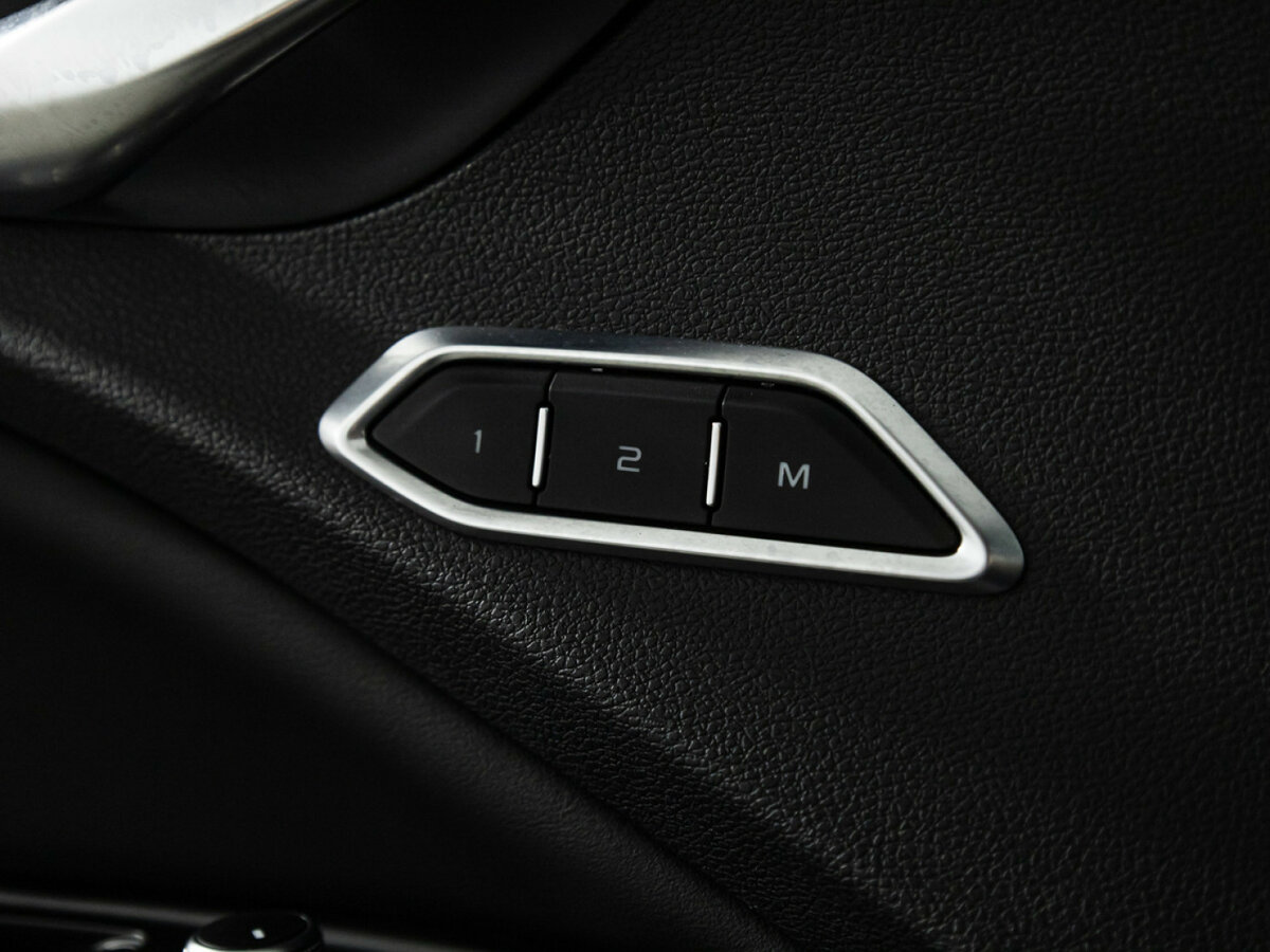 Geely Tugella 2023 года с пробегом. Фото: #13