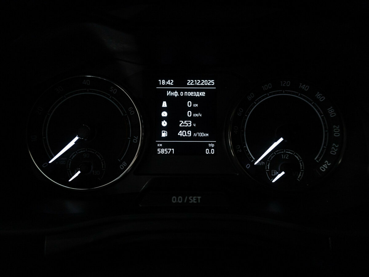 Б/У Шкода Рапид 2021 года. Фото: #11