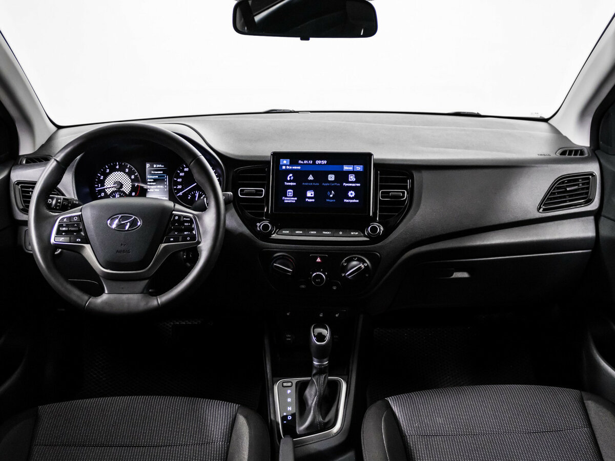 Solaris HS 2024 года с пробегом. Фото: #12