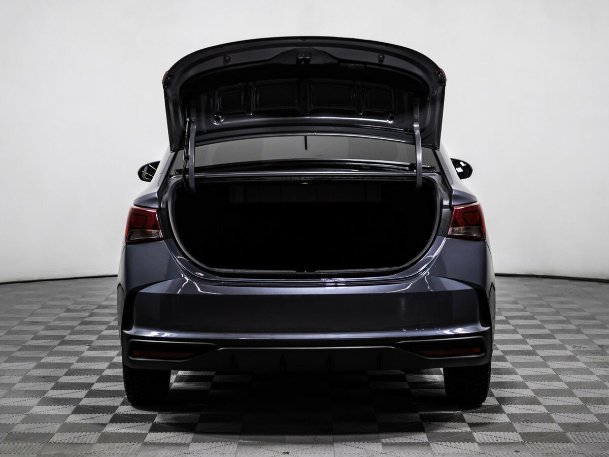 Solaris HS 2024 года с пробегом. Фото: #13