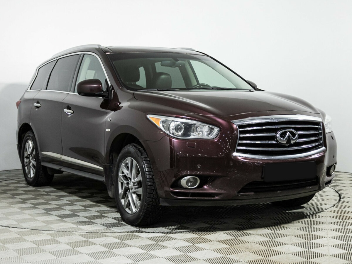 Infiniti QX60 2014 года с пробегом. Фото: #2