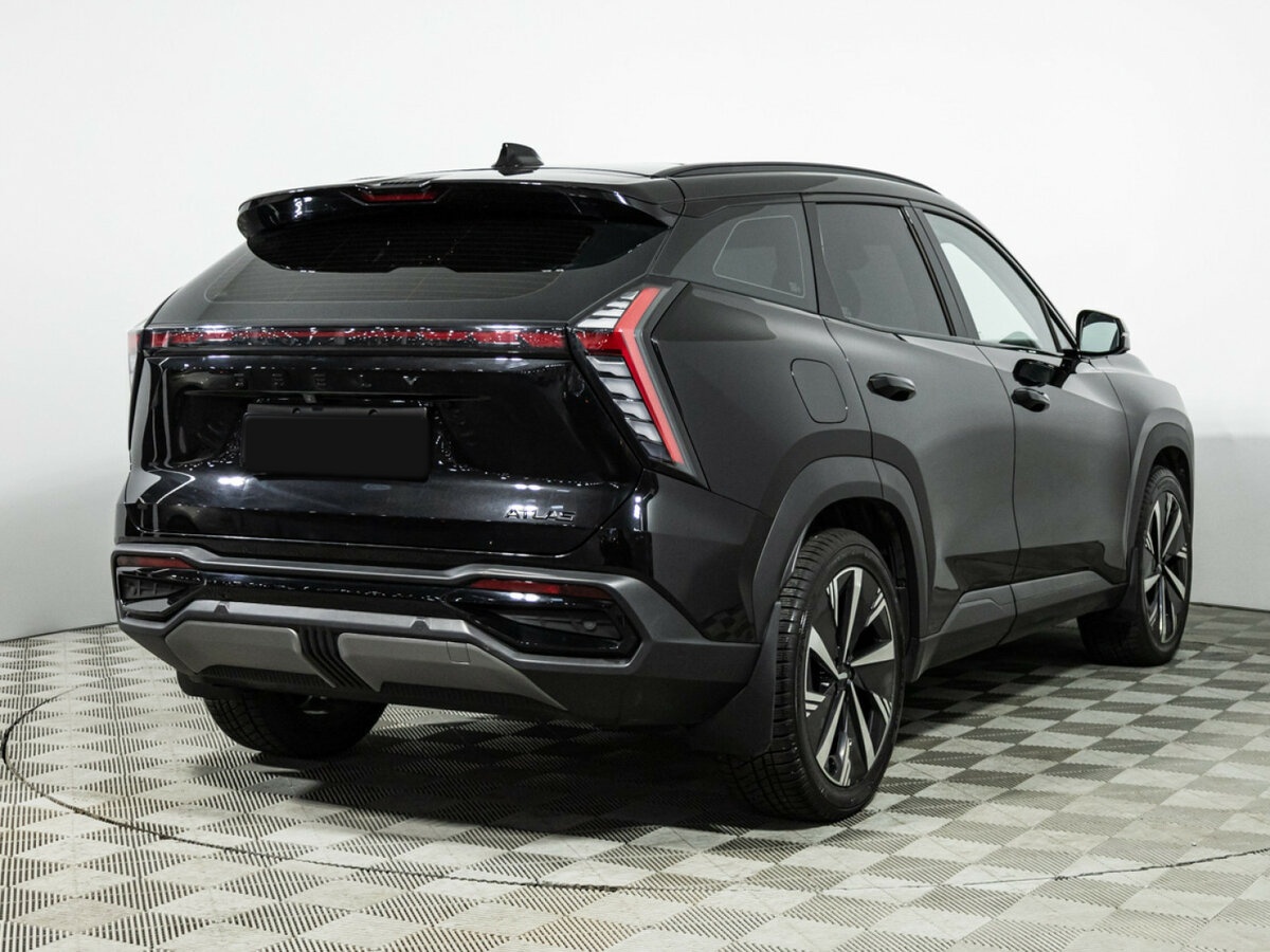 Geely Atlas 2024 года с пробегом. Фото: #3