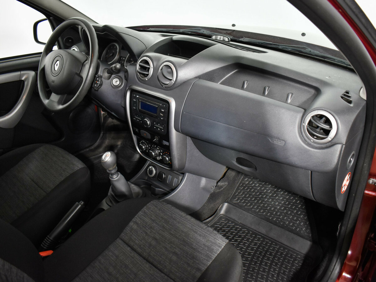 Renault Duster 2013 года с пробегом. Фото: #11