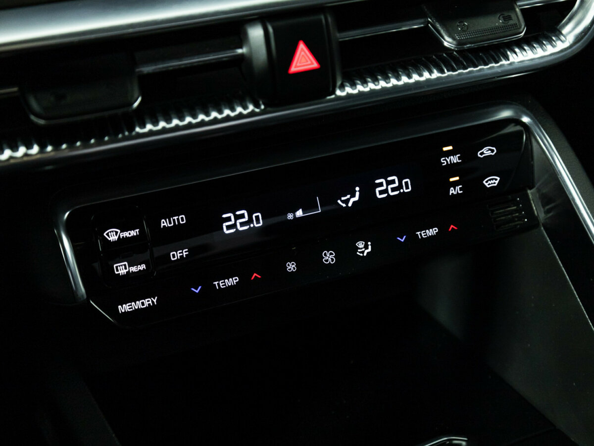 Kia K5 2021 года с пробегом. Фото: #17