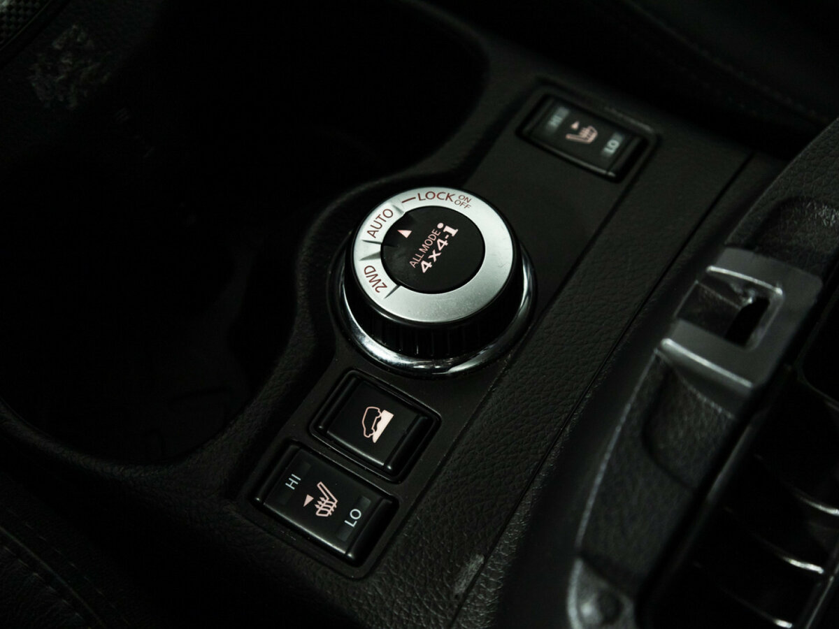 Б/У Ниссан Икс-Трейл 2017 года. Фото: #15