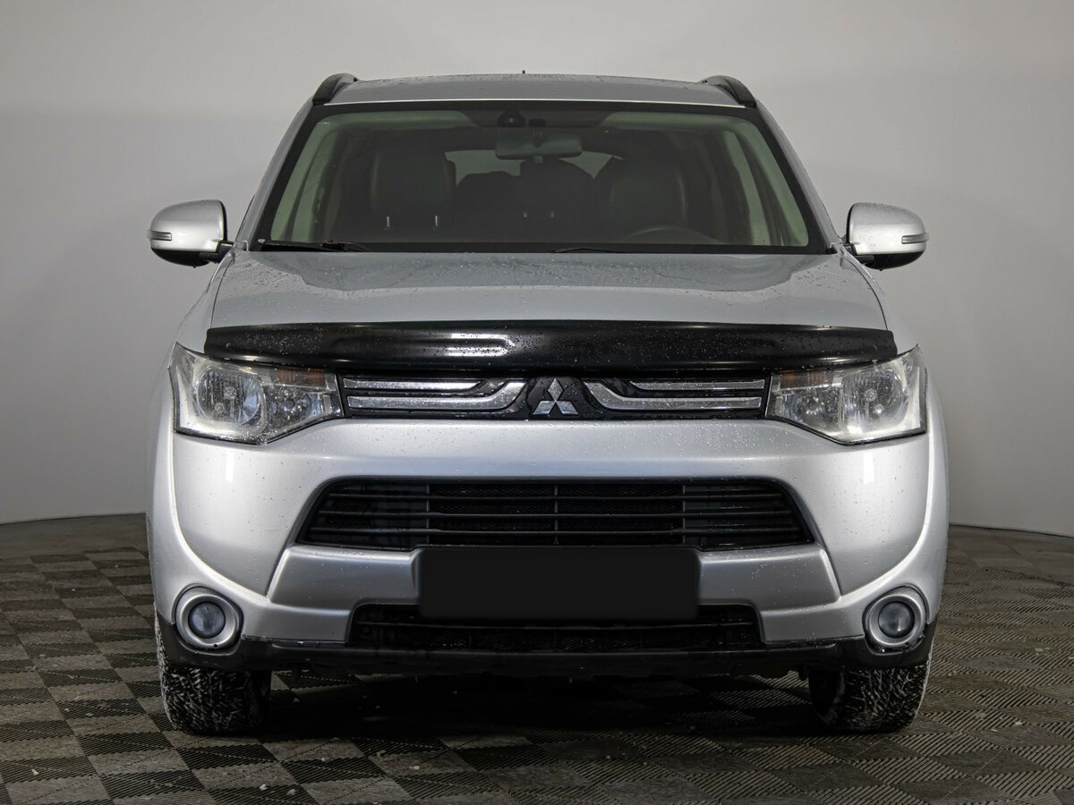 Mitsubishi Outlander 2013 года с пробегом. Фото: #1