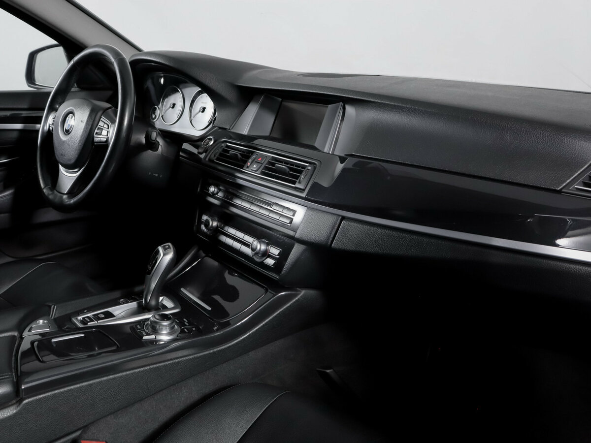 BMW 5 серии 2013 года с пробегом. Фото: #8