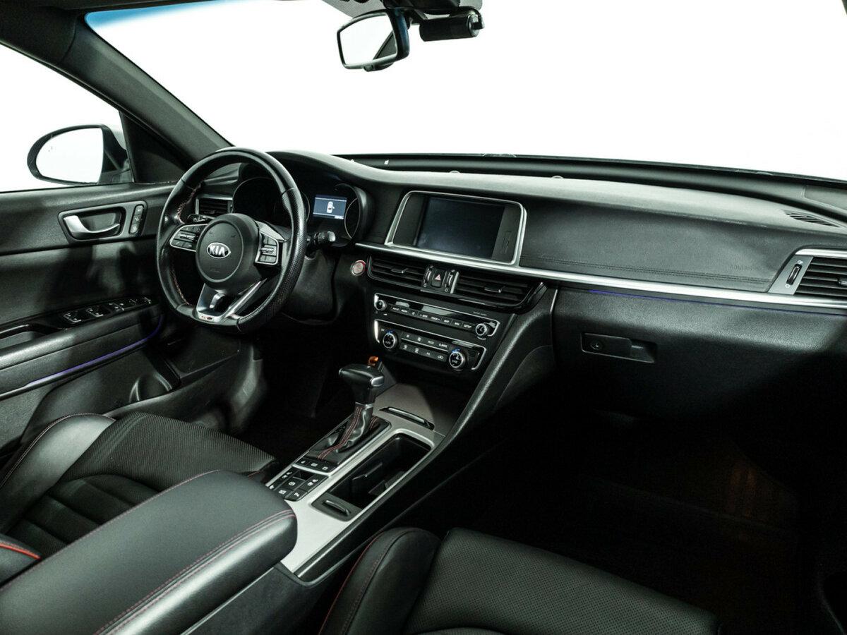 Б/У Киа Оптима 2018 года. Фото: #8